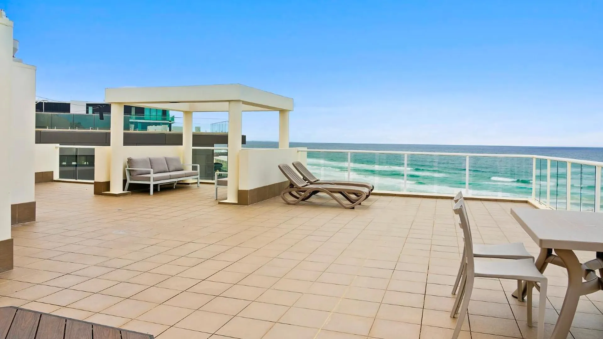 Apartment Penthouse Views With Private Rooftop Terrace Gold Coast
